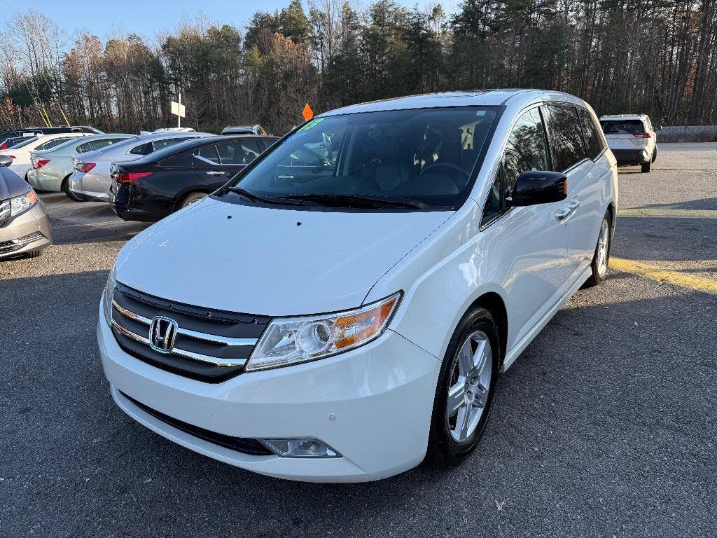 2013 Honda Odyssey Touring FWD