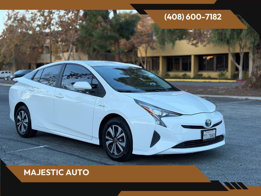 2016 Toyota Prius Two FWD