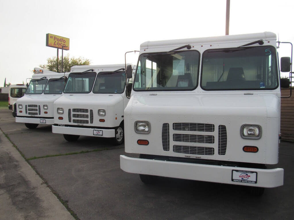 2017 Ford E-Series Chassis E-350 Super Duty 138 DRW Stripped RWD