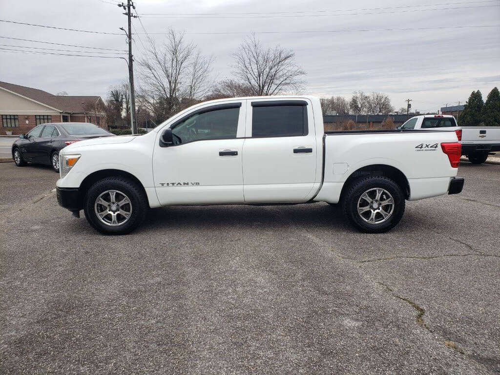 2017 Nissan Titan S Crew Cab 4WD