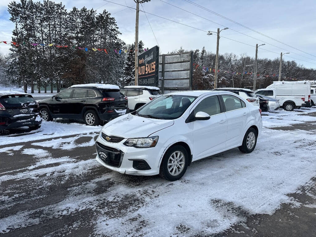 2018 Chevrolet Sonic LT Sedan FWD