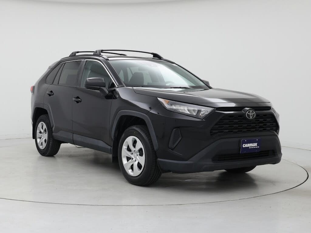 2020 Toyota RAV4 LE FWD