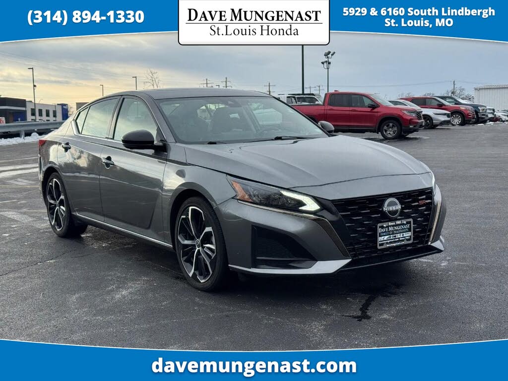 2023 Nissan Altima 2.0 SR FWD