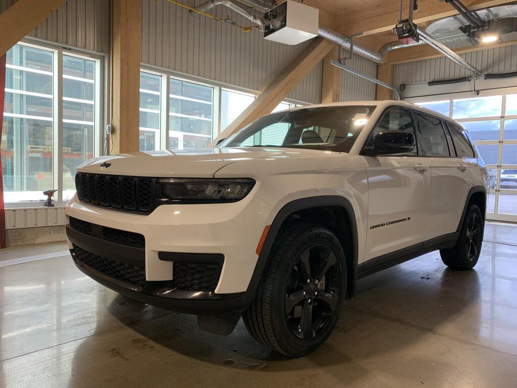 2024 Jeep Grand Cherokee L Laredo 4WD