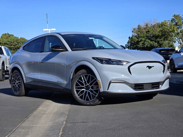 2025 Ford Mustang Mach-E Premium RWD