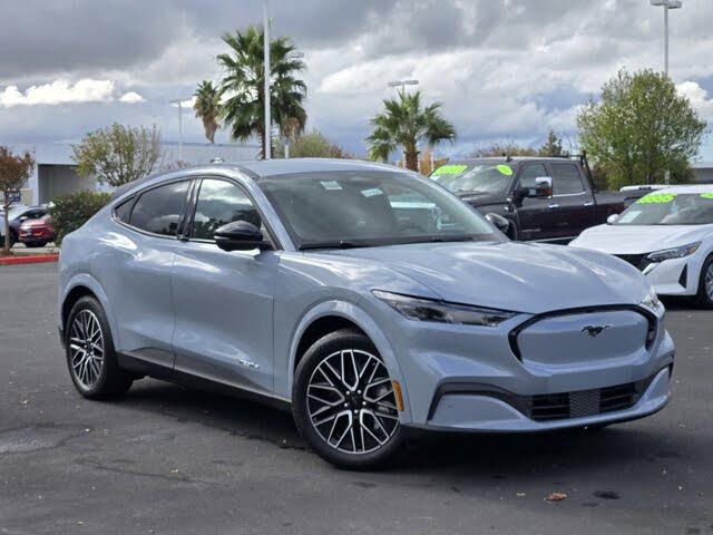 2025 Ford Mustang Mach-E Premium RWD