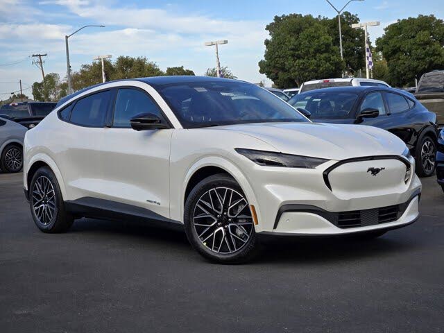2025 Ford Mustang Mach-E Premium AWD