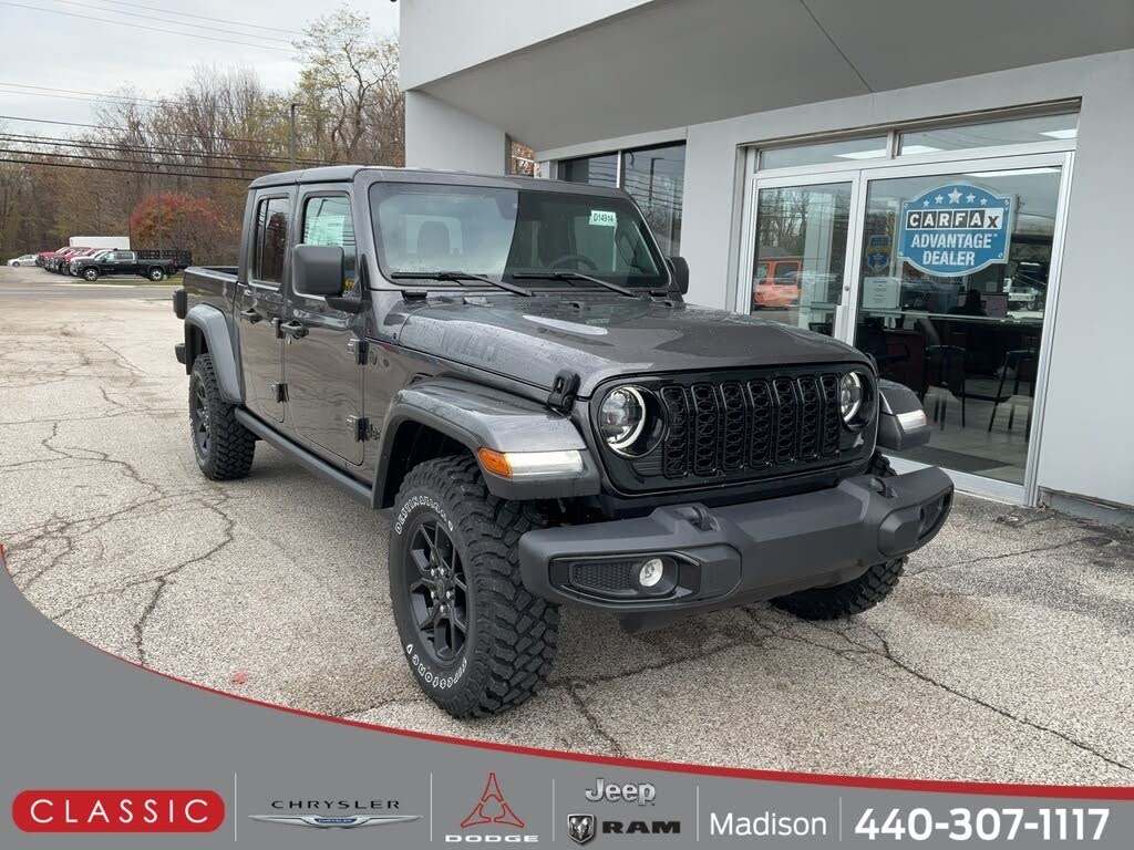 2025 Jeep Gladiator Willys Crew Cab 4WD