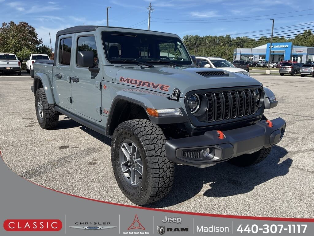 2025 Jeep Gladiator Mojave Crew Cab 4WD