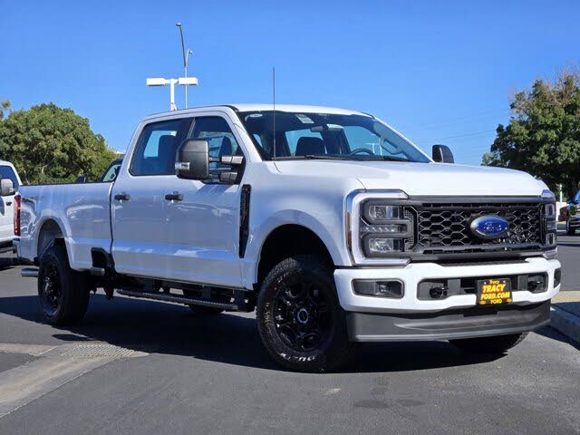 2026 Ford F-250 Super Duty XL Crew Cab 4WD