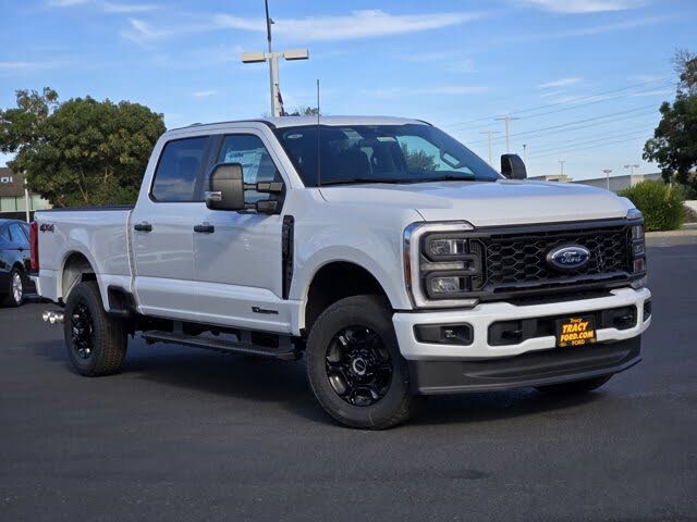 2026 Ford F-350 Super Duty XL Crew Cab 4WD