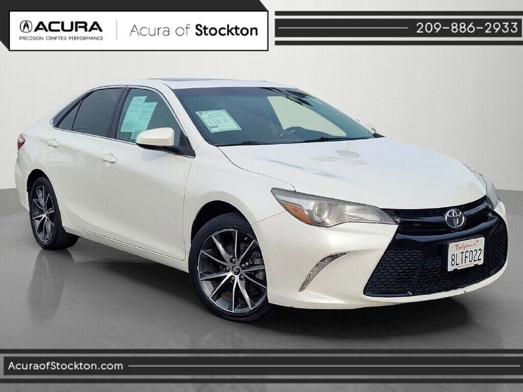 2016 Toyota Camry XSE