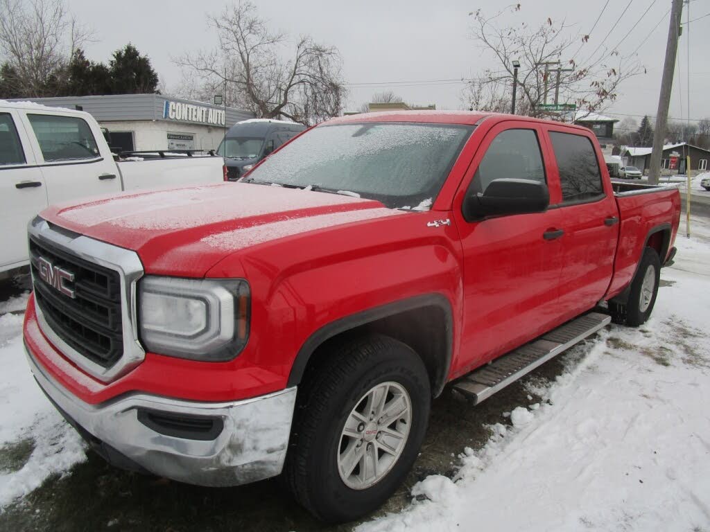 GMC Sierra 1500 Base Crew Cab 4WD 2018