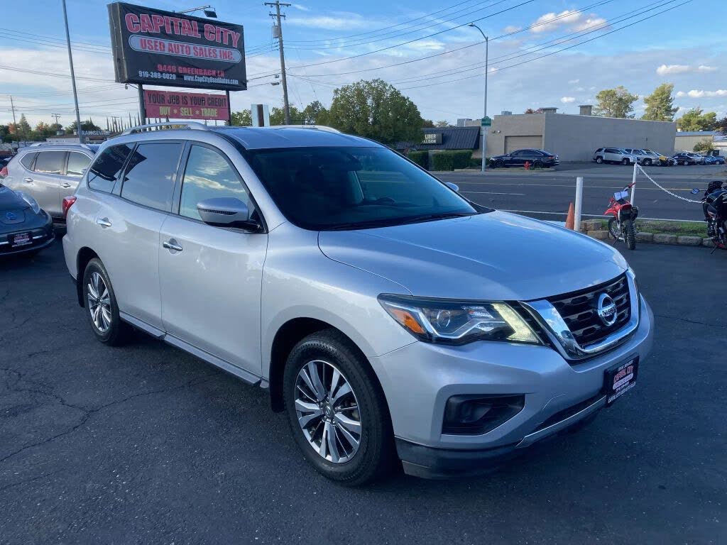 2018 Nissan Pathfinder S