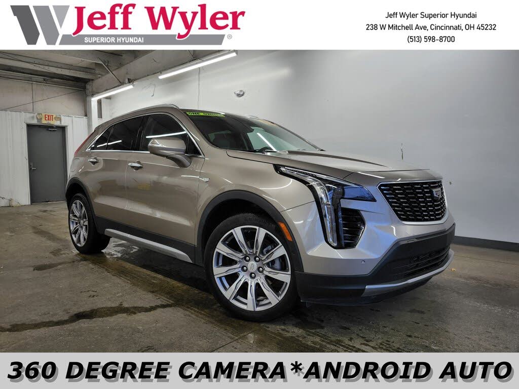 2022 Cadillac XT4 Premium Luxury AWD