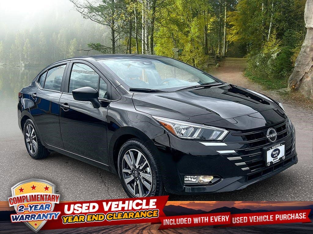 Nissan Versa SV FWD 2023