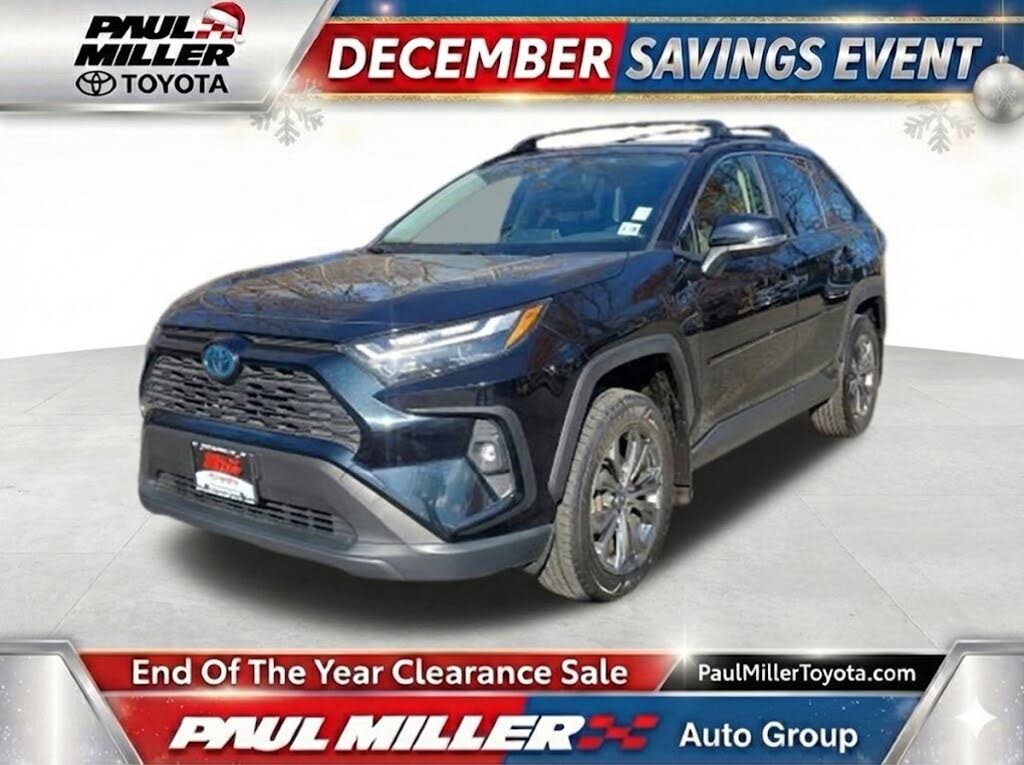 2023 Toyota RAV4 Hybrid XLE Premium AWD