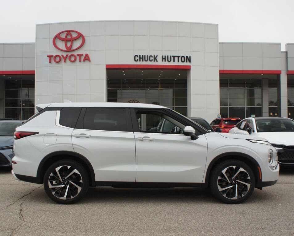 2024 Mitsubishi Outlander SE FWD