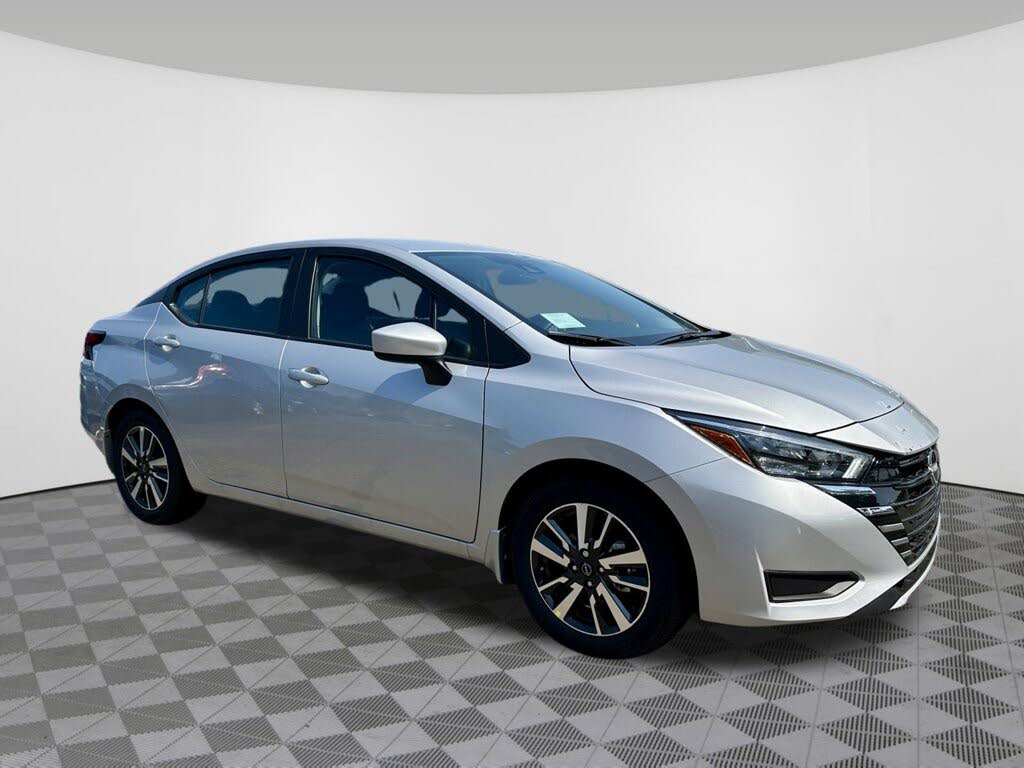 2025 Nissan Versa SV FWD