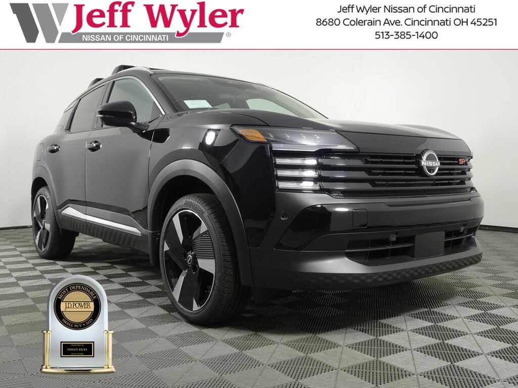 2026 Nissan Kicks SR AWD