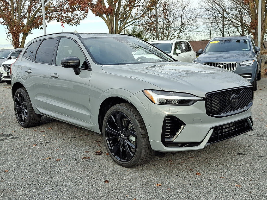 2026 Volvo XC60 B5 Ultra Black Edition AWD