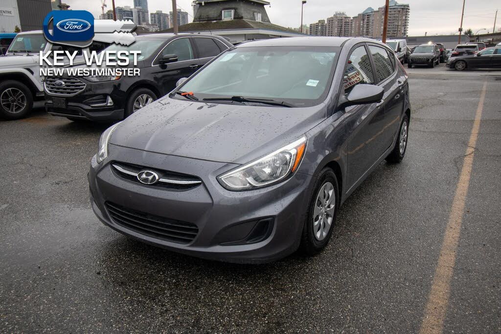 2015 Hyundai Accent GL 4-Door Hatchback FWD