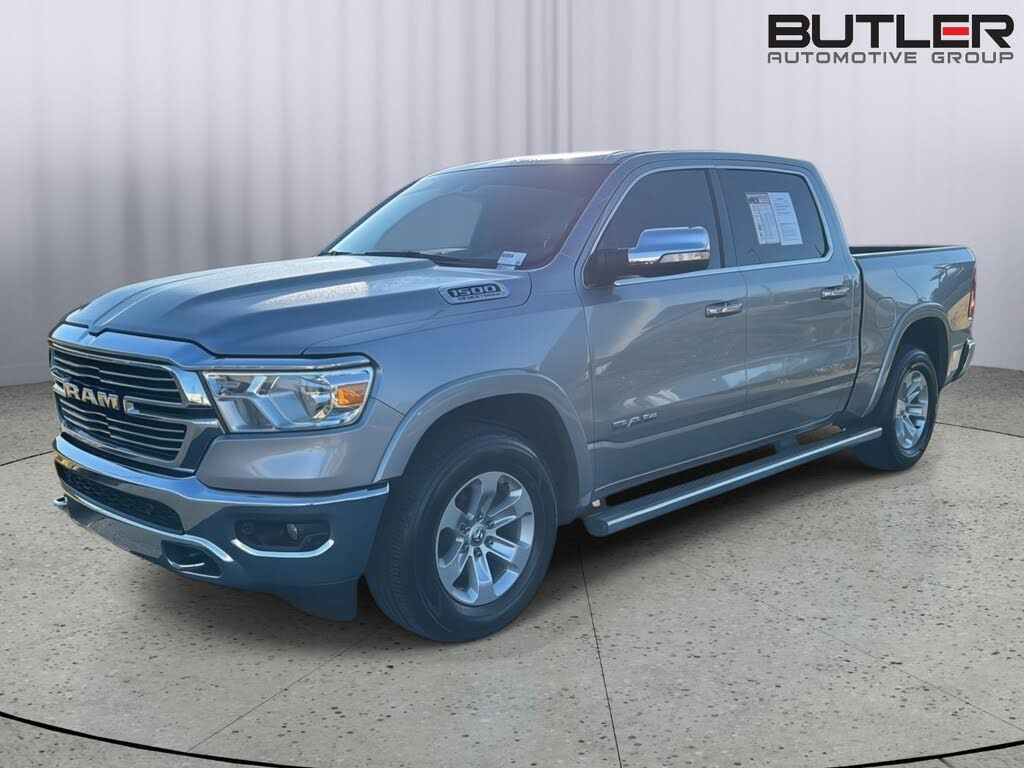2022 RAM 1500 Laramie Crew Cab 4WD