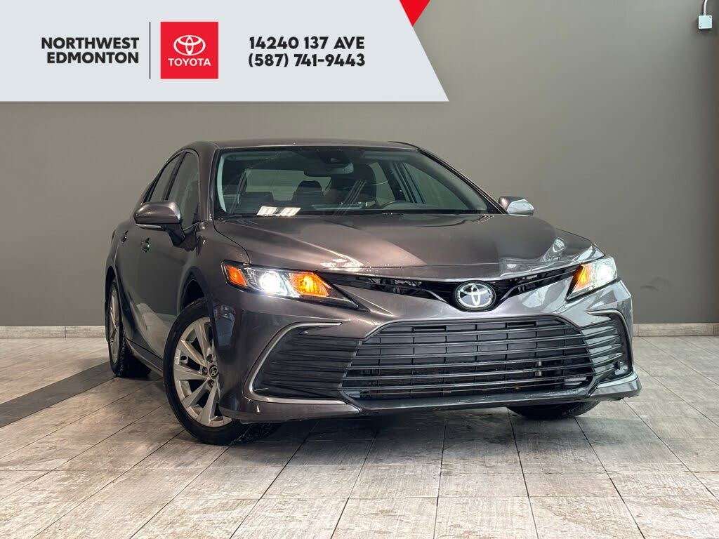 Toyota Camry LE FWD 2022