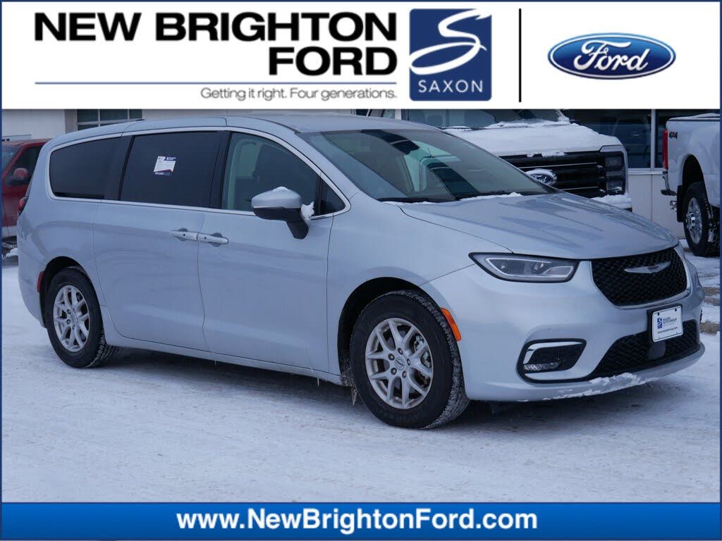 2023 Chrysler Pacifica Touring L FWD