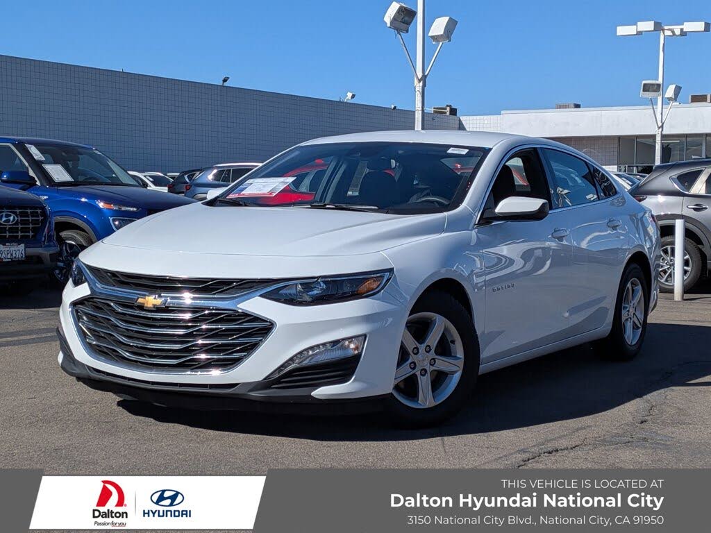 2024 Chevrolet Malibu LT with 1LT FWD