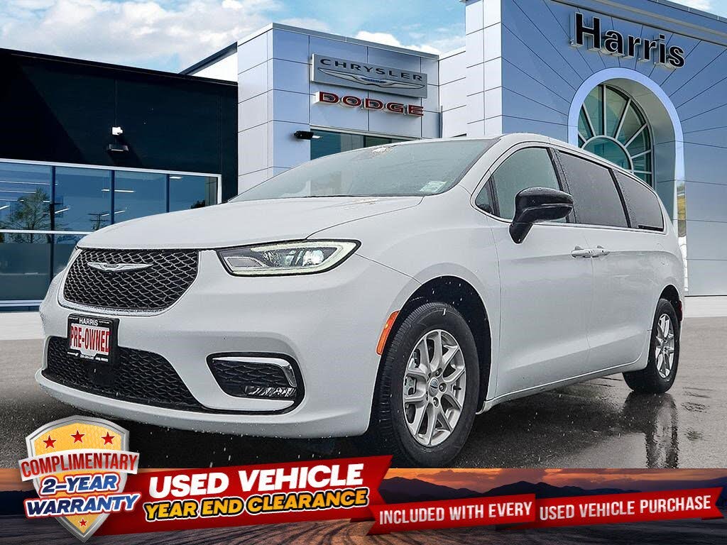 2024 Chrysler Pacifica Touring FWD