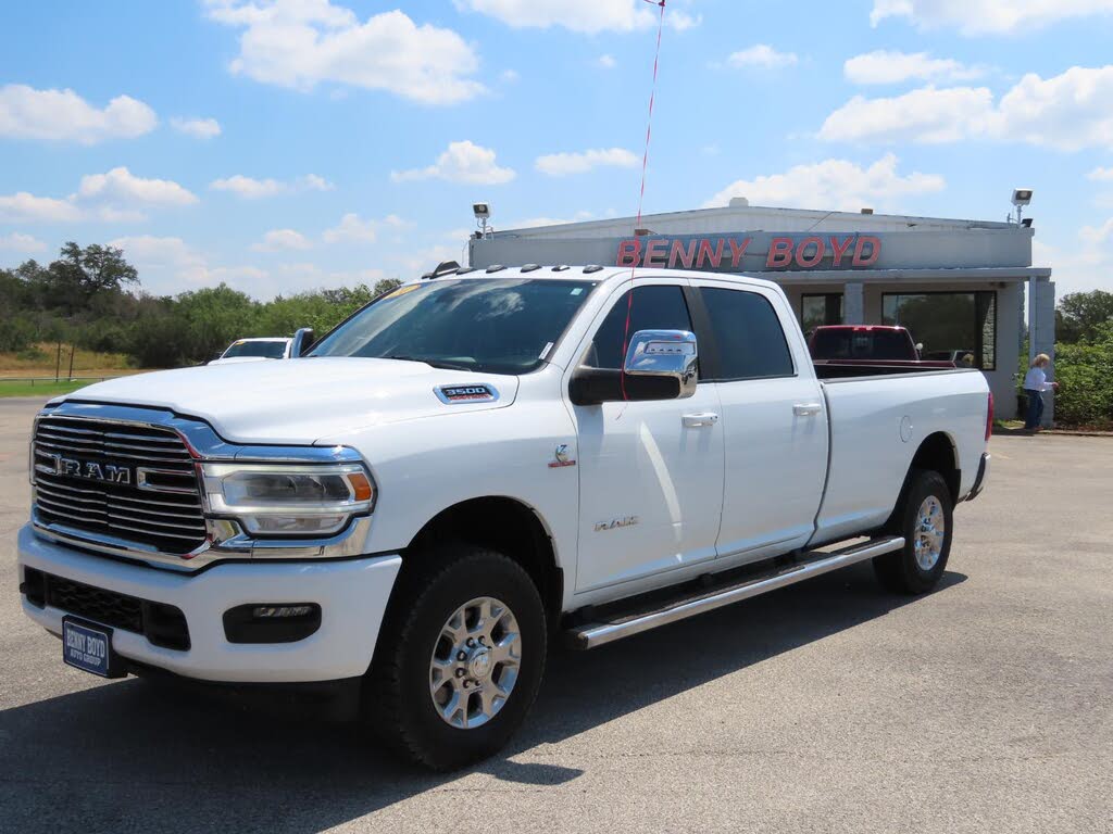 2024 RAM 3500 Laramie Crew Cab LB 4WD