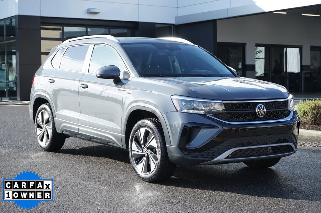 2024 Volkswagen Taos SE 4Motion