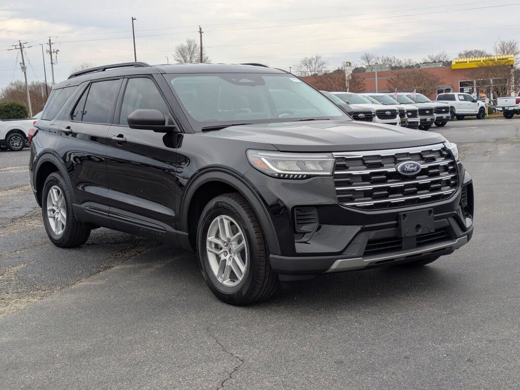 2026 Ford Explorer Active AWD