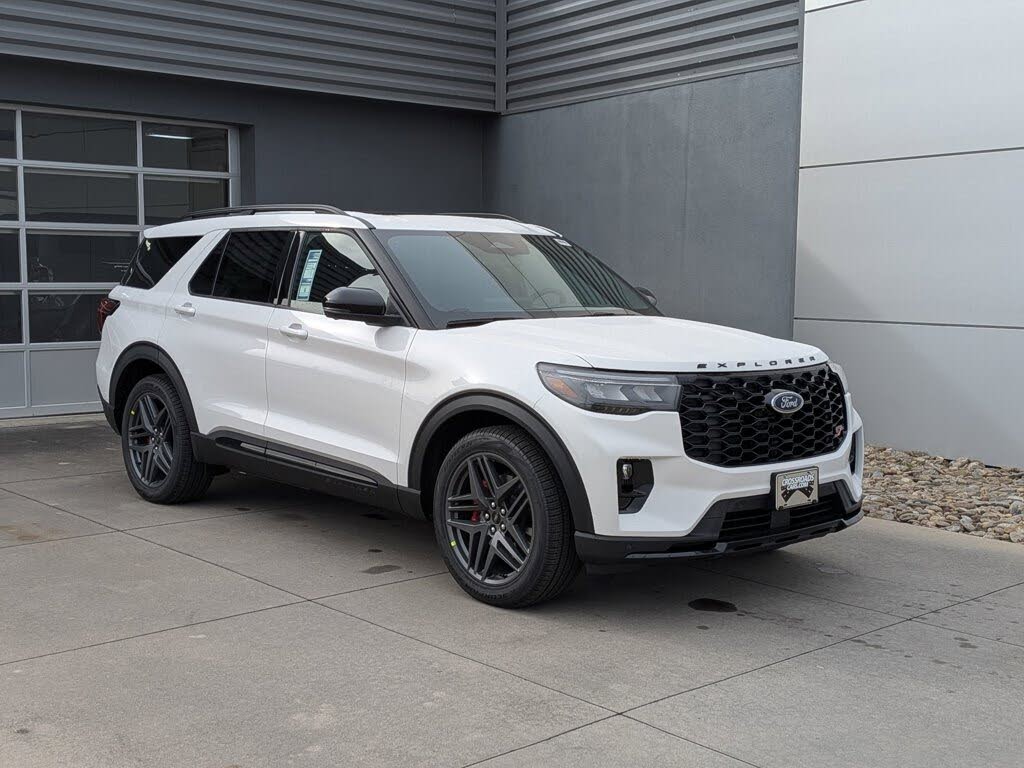 2026 Ford Explorer ST AWD
