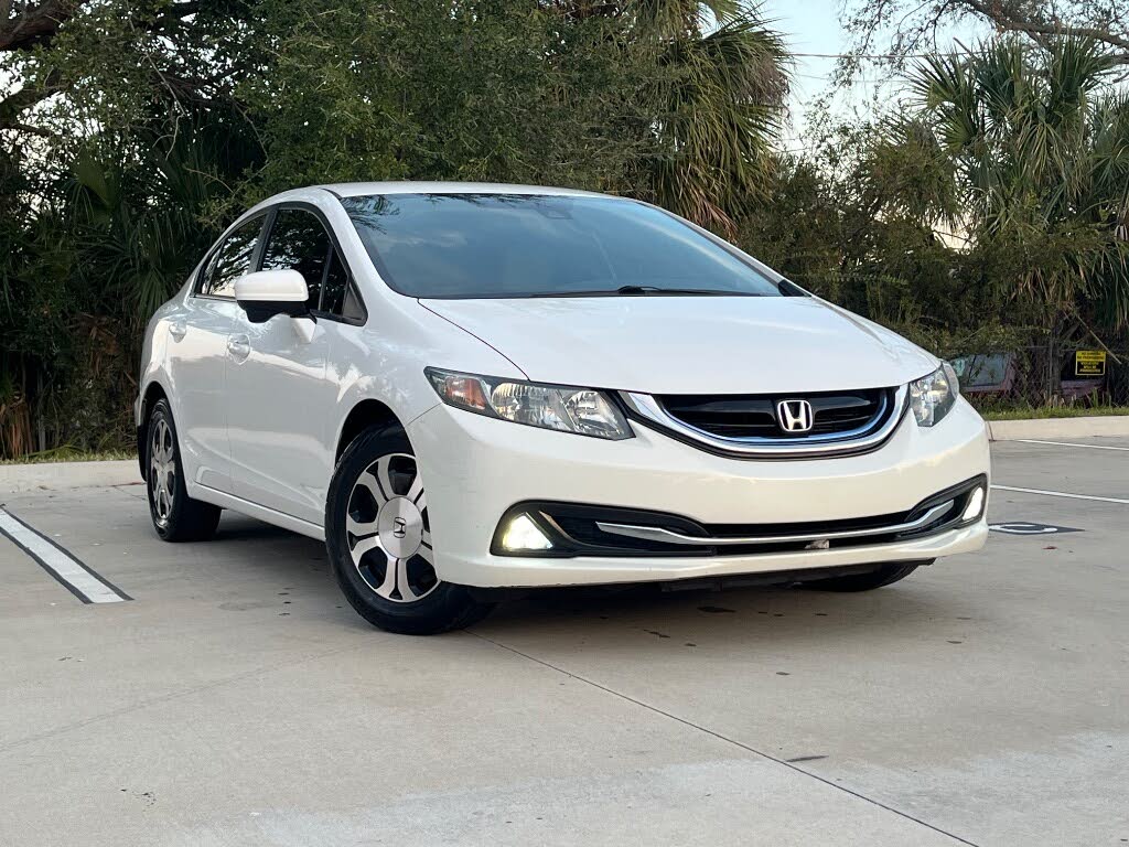 2015 Honda Civic Hybrid FWD with Leather