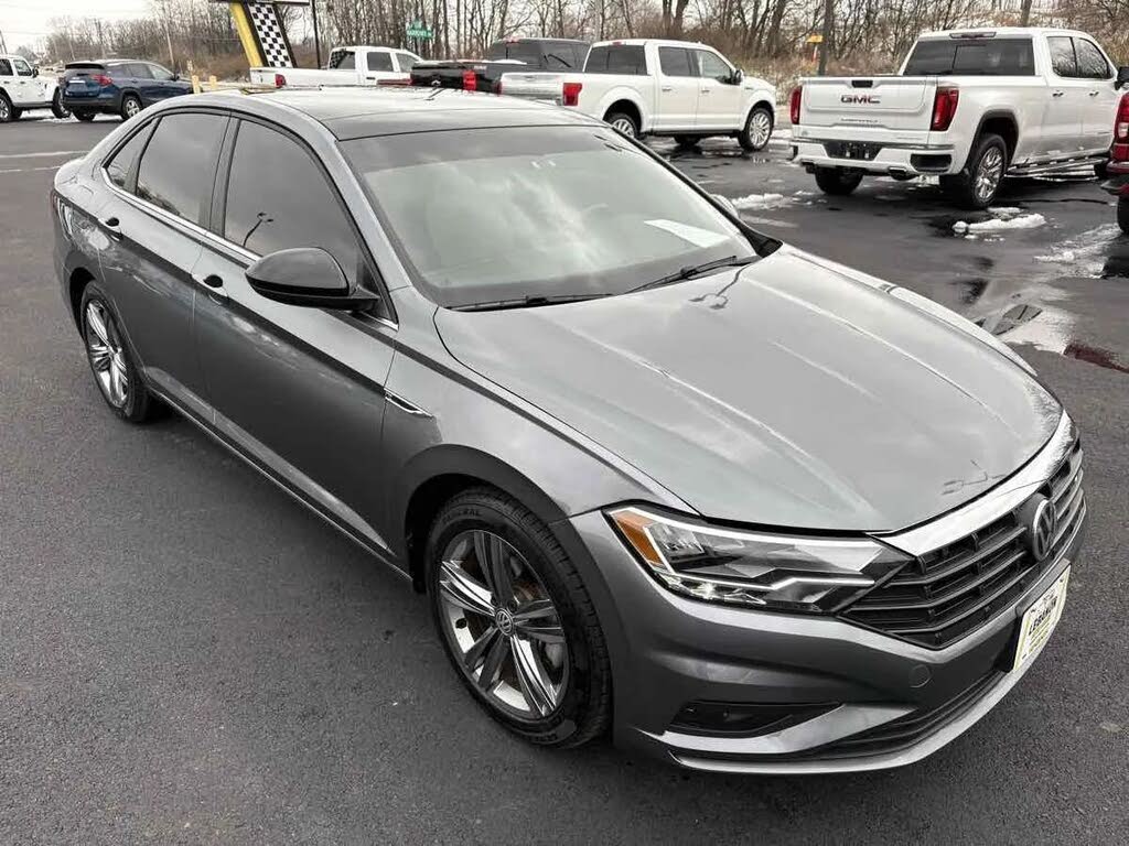 2021 Volkswagen Jetta R-Line FWD