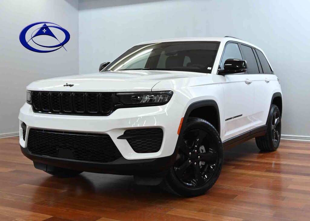 2023 Jeep Grand Cherokee Altitude 4WD