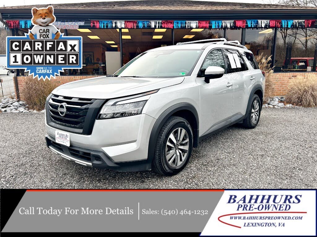 2023 Nissan Pathfinder SL 4WD