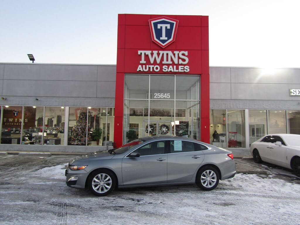 2024 Chevrolet Malibu LT with 1LT FWD