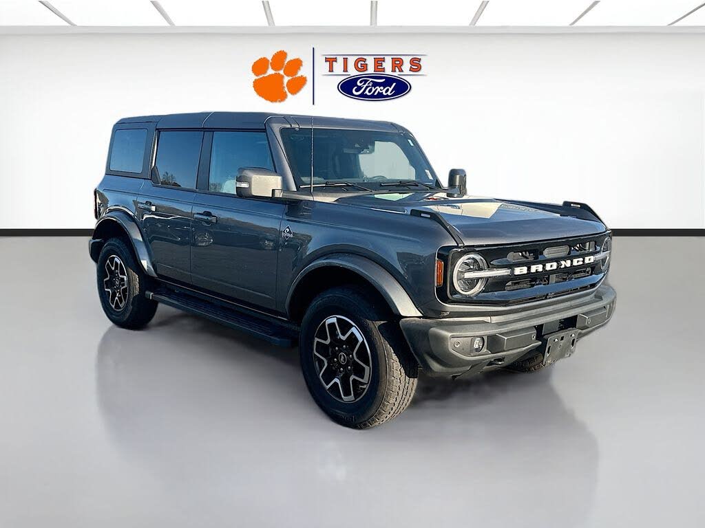2024 Ford Bronco Outer Banks 4-Door 4WD