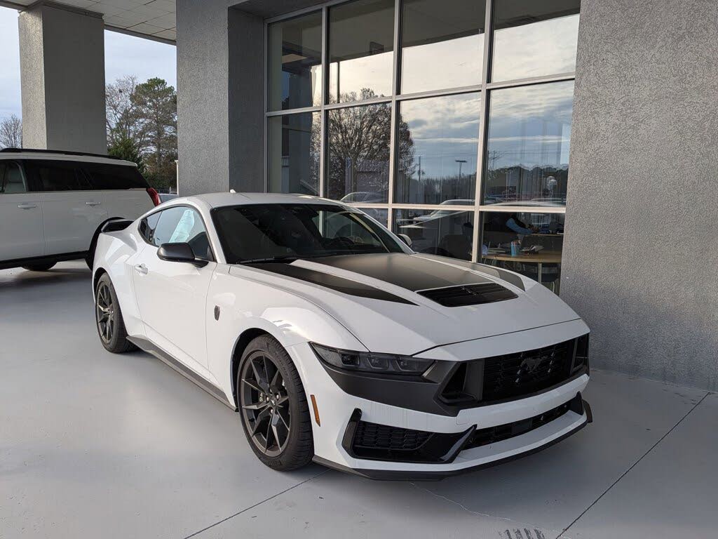 2024 Ford Mustang Dark Horse Fastback RWD