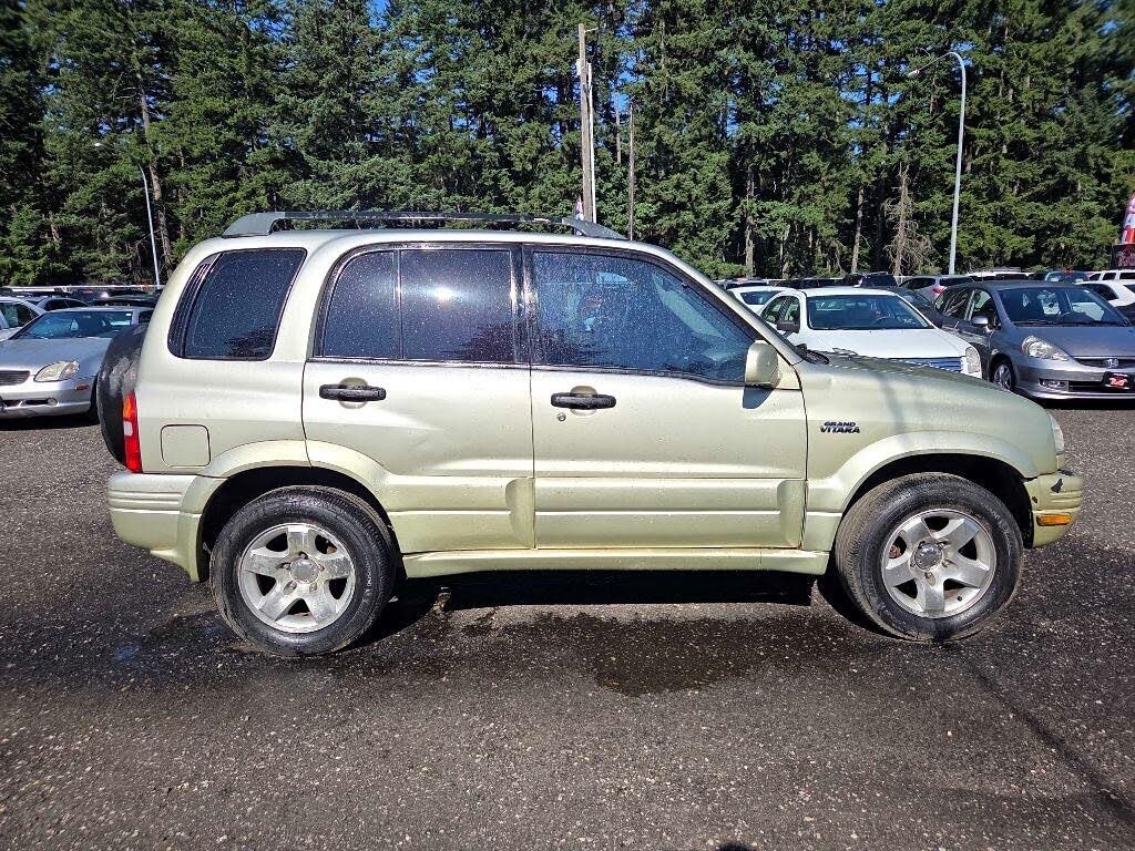 2000 Suzuki Grand Vitara 4 Dr JLX 4WD SUV