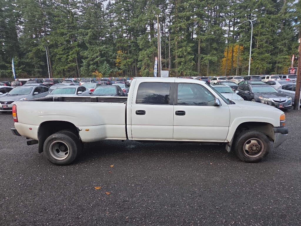2001 GMC Sierra 3500 SL Crew Cab 4WD