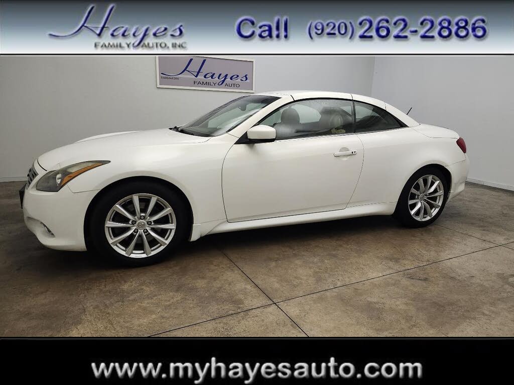 2011 INFINITI G37 Convertible RWD