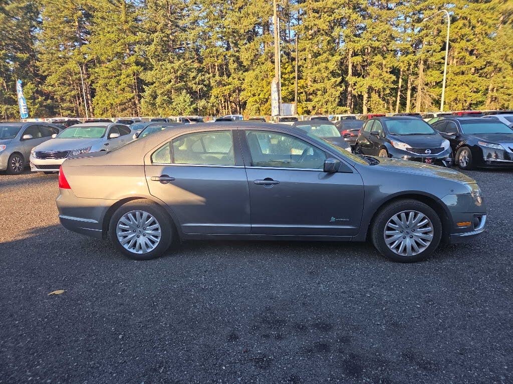 2012 Ford Fusion Hybrid FWD
