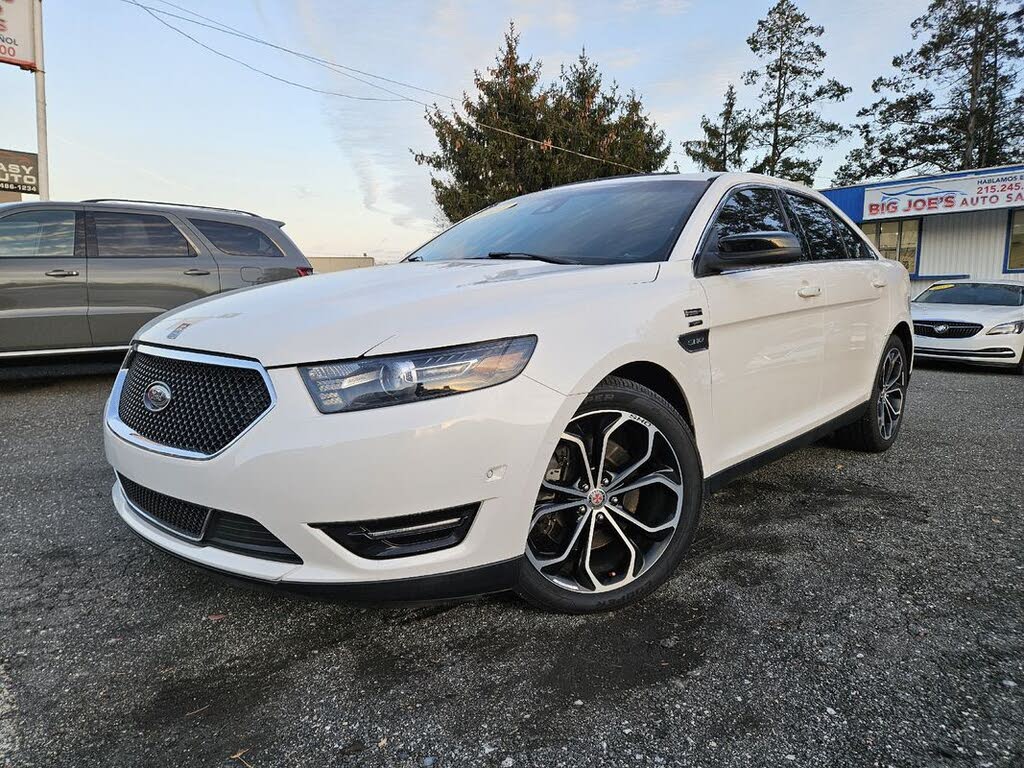 2017 Ford Taurus SHO AWD