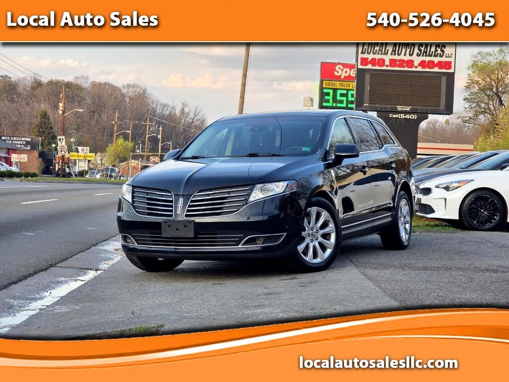 2018 Lincoln MKT Reserve AWD