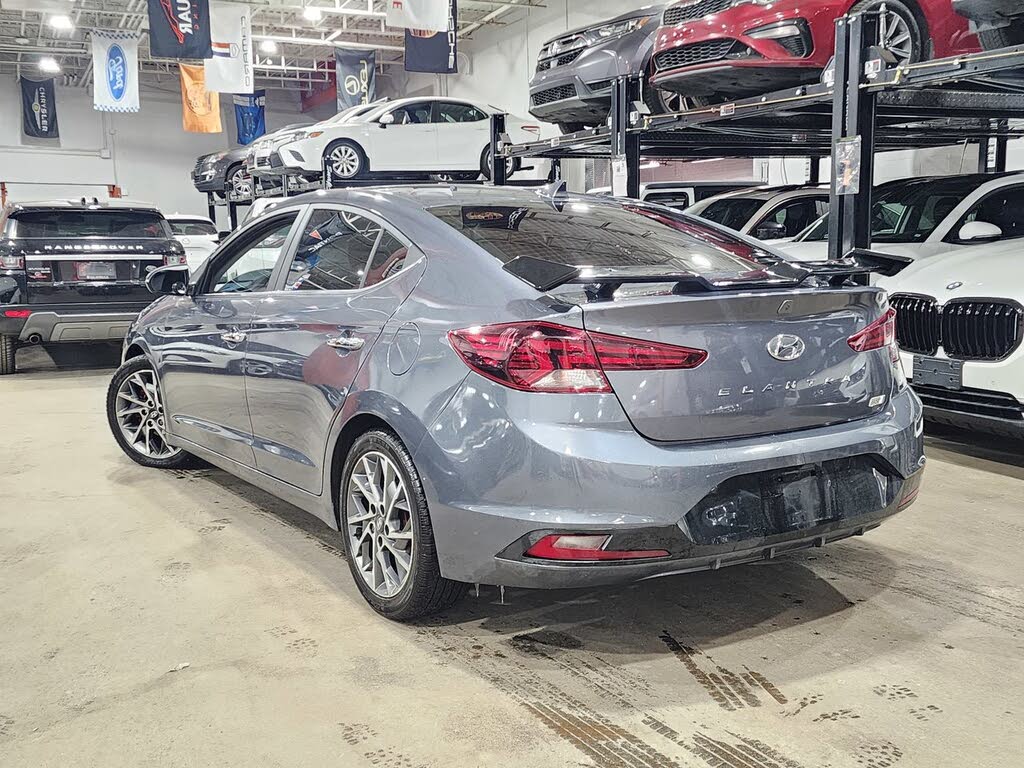 2019 Hyundai Elantra Luxury FWD
