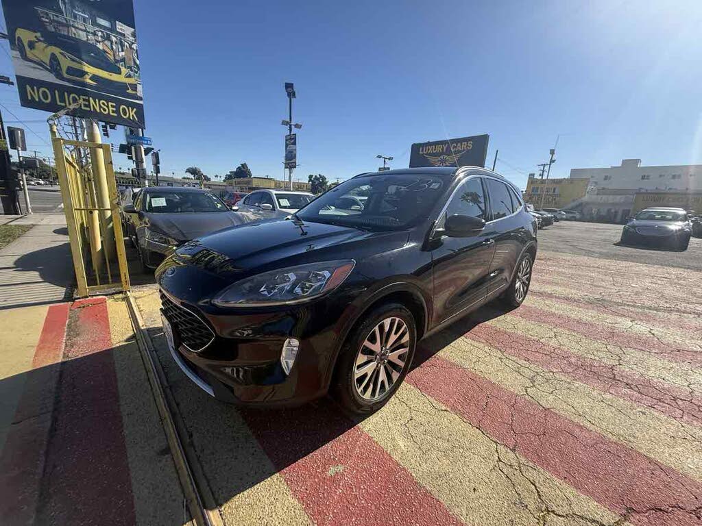 2020 Ford Escape Titanium AWD
